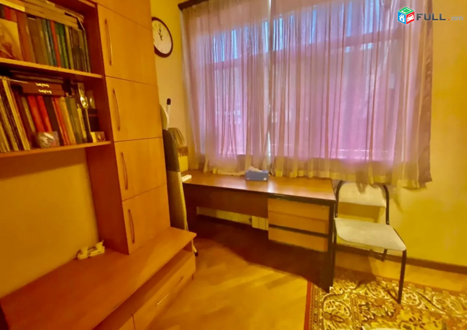 Կոդ PL217  Թումանյան փողոց 3 սեն. բնակարան / for rent Tumanyan st