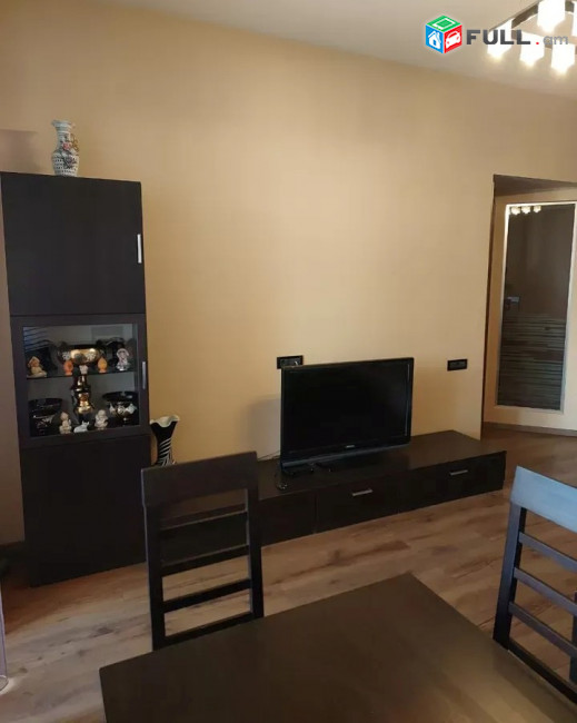 Կոդ PL221  Հյուսիսային պողոտա  3 սեն. բնակարան / for rent Northern Avenue