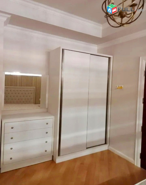 Կոդ PL252  Սայաթ Նովա նորակառույց 3 սեն. բնակարան / for rent Sayat Nova st