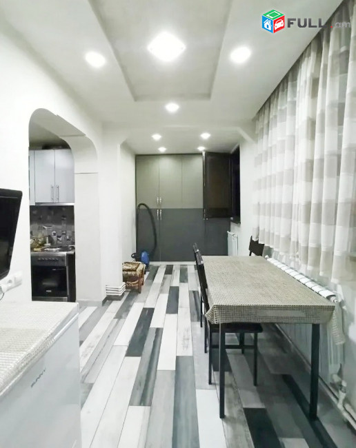 Կոդ PL253  Հրաչյա Քոչար փողոց 3 սեն. բնակարան / for rent Hrachya Kochar st