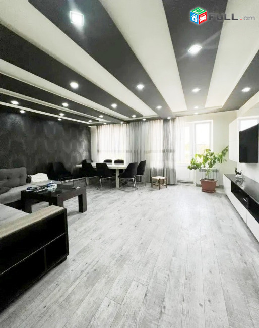 Կոդ PL253  Հրաչյա Քոչար փողոց 3 սեն. բնակարան / for rent Hrachya Kochar st