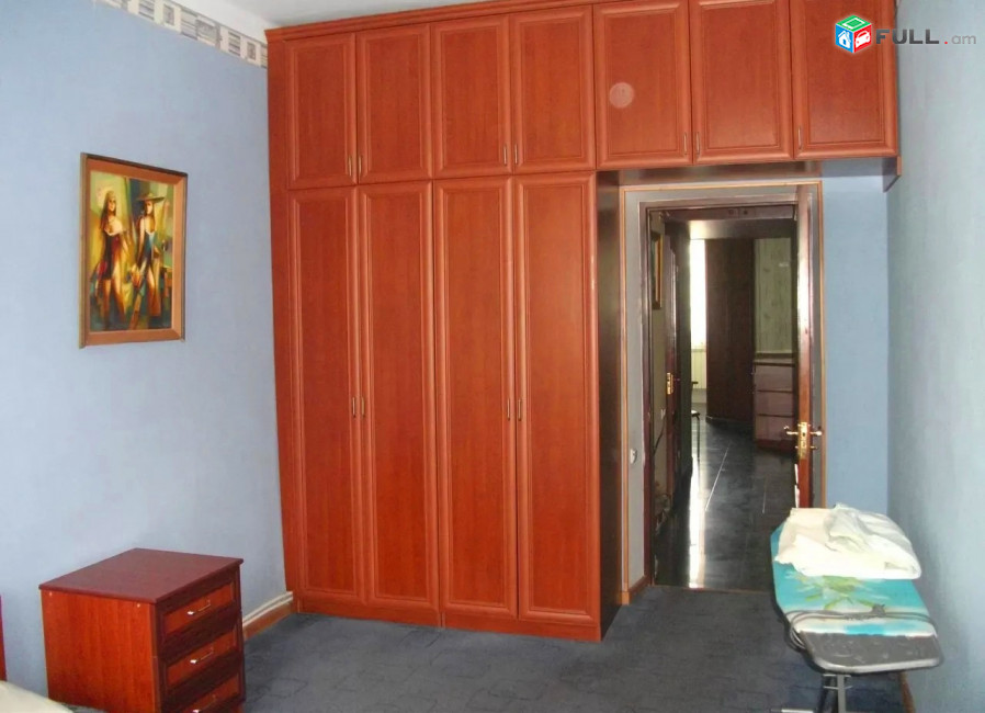 Կոդ 25704  Հակոբյան փողոց 2 սեն. բնակարան Արաբկիր 