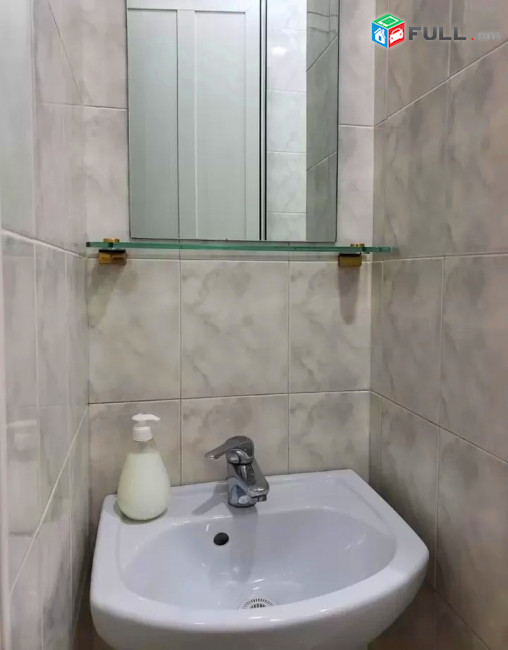 Կոդ 25706  Նալբանդյան փողոց 3 սեն. բնակարան / for rent Nalbandyan st
