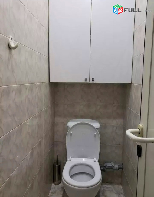 Կոդ 25706  Նալբանդյան փողոց 3 սեն. բնակարան / for rent Nalbandyan st