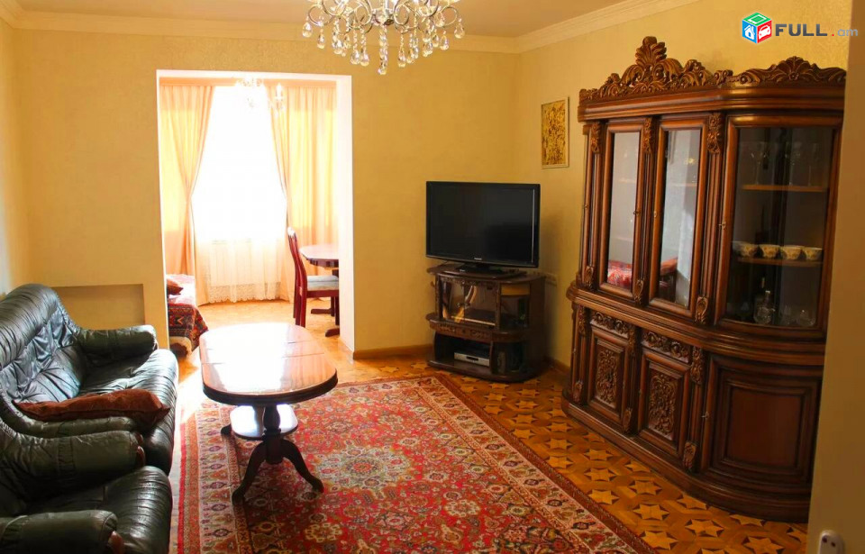 Կոդ MM0420  Սարյան փողոց 3 սեն. բնակարան / for rent Saryan st.