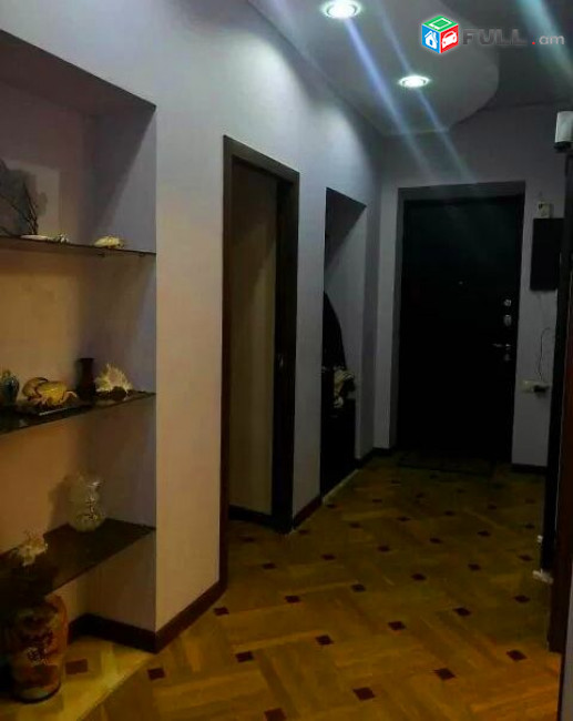 Կոդ MM0422  Սարյան փողոց 3 սեն. բնակարան / for rent Saryan st.