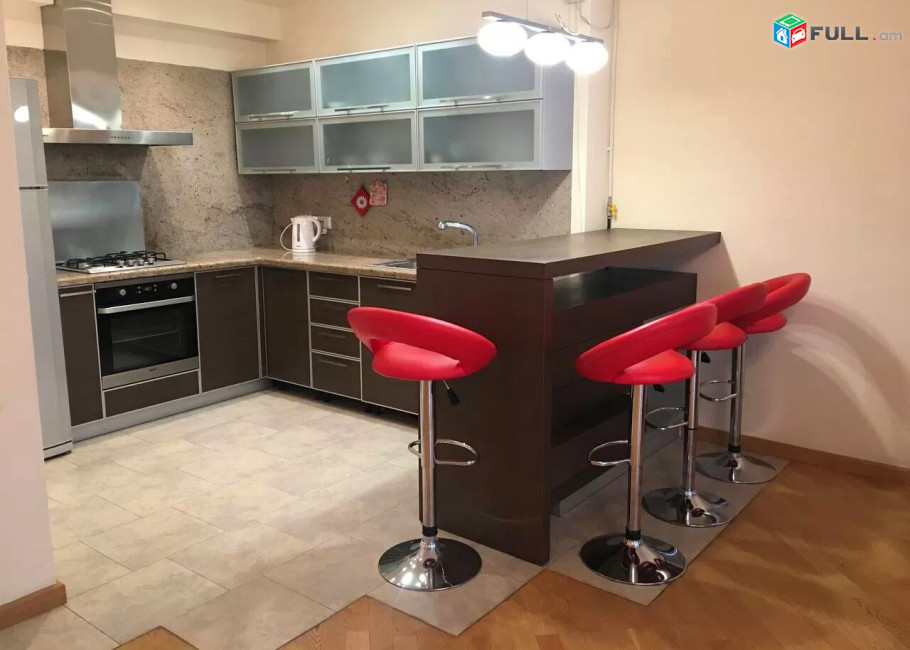 Կոդ MM0441  Պուշկին փողոց 4 սեն. բնակարան / for rent Pushkin st.