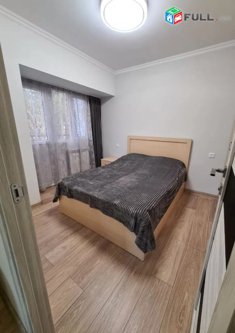 Կոդ PL297  Երվանդ Քոչար փողոց  3 սեն. բնակարան / for rent Yervand Kochar st.