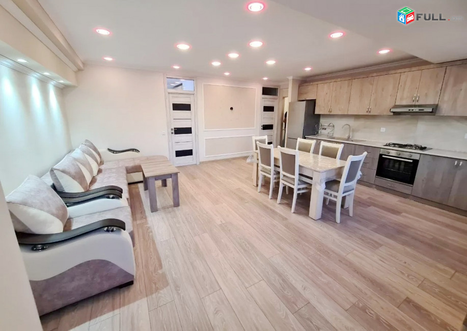 Կոդ PL297  Երվանդ Քոչար փողոց  3 սեն. բնակարան / for rent Yervand Kochar st.