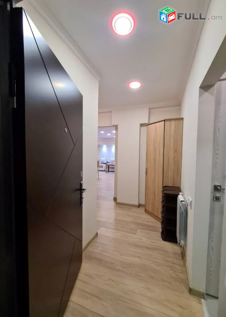 Կոդ PL297  Երվանդ Քոչար փողոց  3 սեն. բնակարան / for rent Yervand Kochar st.