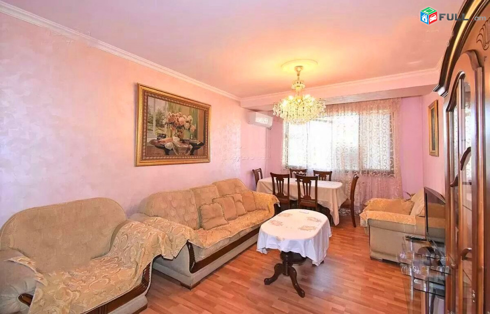 Կոդ MM0545  Թումանյան փողոց 3 սեն. բնակարան / for rent Tumanyan st.