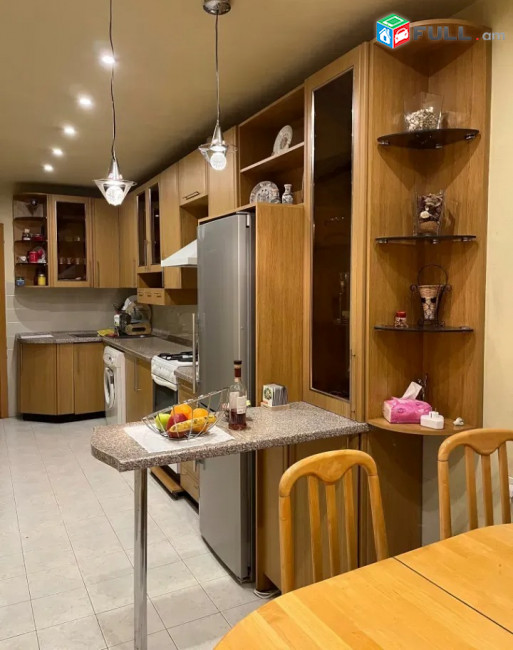 Կոդ 212151  Սարյան փողոց 4 սեն. բնակարան / for rent Saryan st