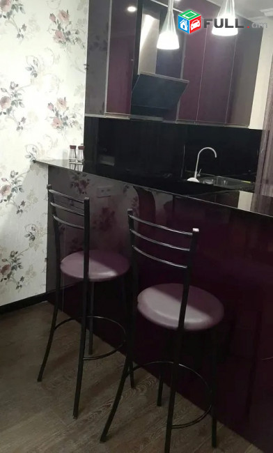 Կոդ 2121148  Սունդուկյան փողոց 3 սեն. բնակարան / for rent Sundukyan st