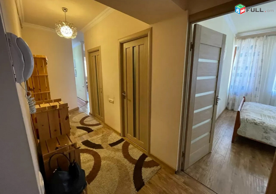 Կոդ 2121170  Վաղարշյան փողոց 3 սեն. բնակարան / for rent Vagharshyan st