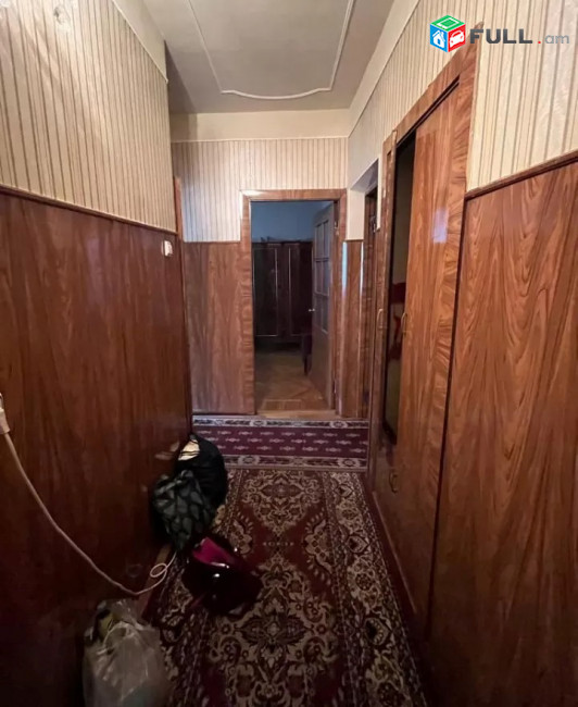 Կոդ 2121174  Արամ Խաչատրյան փողոց 3 սեն. բնակարան / for rent Aram Khachatryan st
