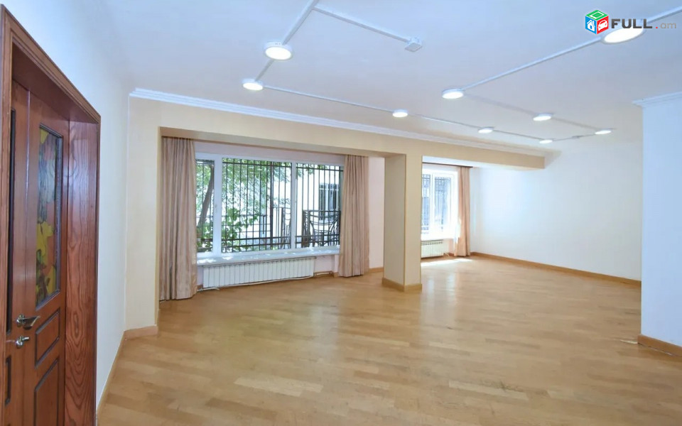 Կոդ 2121134  Սարյան փողոց 3 սեն. բնակարան / for rent Saryan st