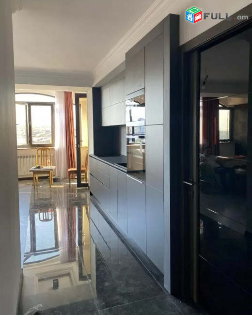 Կոդ 2121238  Սարյան փողոց 3 սեն. բնակարան / for rent Saryan st