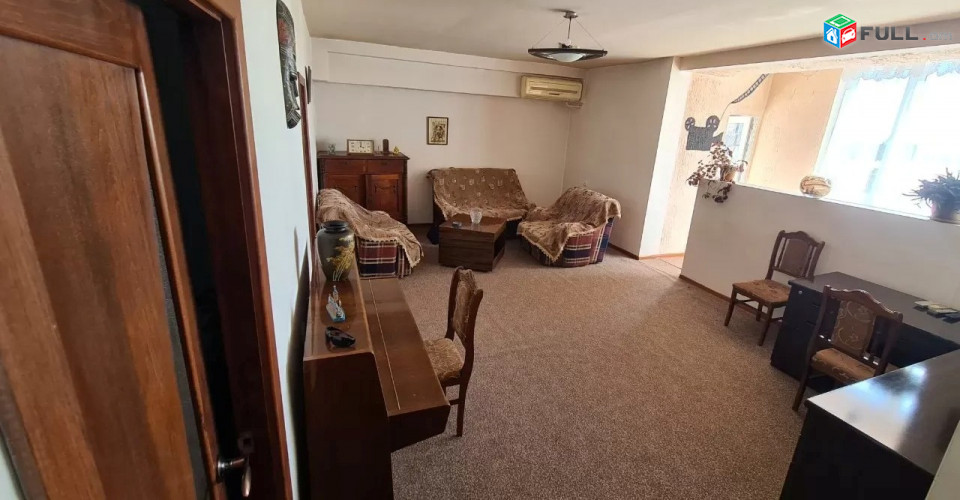 Կոդ 2121275  Սայաթ Նովա պողոտա 3 սեն. բնակարան / for rent Sayat Nova st
