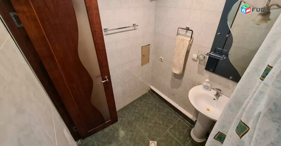 Կոդ 2121275  Սայաթ Նովա պողոտա 3 սեն. բնակարան / for rent Sayat Nova st