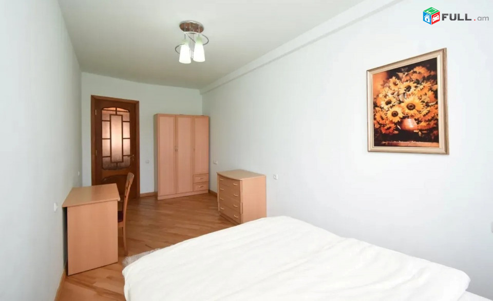 Կոդ 2121287  Սարյան փողոց 3 սեն. բնակարան / for rent Saryan st