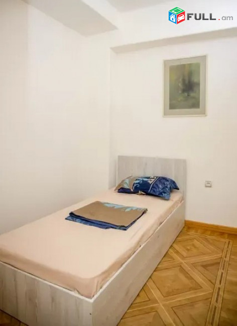 Կոդ 2121289  Կողբացի փողոց 3 սեն. բնակարան / for rent Koghbaci st