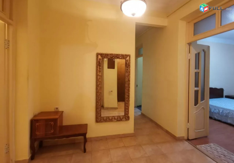 Կոդ FH04  Մաշտոցի պողոտա 3 սեն. բնակարան / for rent Mashtoc st