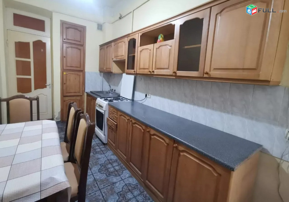 Կոդ FH04  Մաշտոցի պողոտա 3 սեն. բնակարան / for rent Mashtoc st