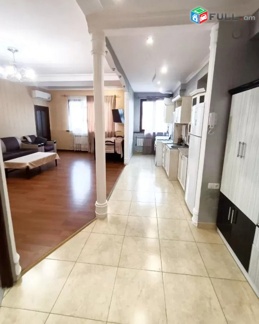Կոդ FH17  Դեմիրճյան փողոց 3 սեն. բնակարան / for rent Demirchyan st.