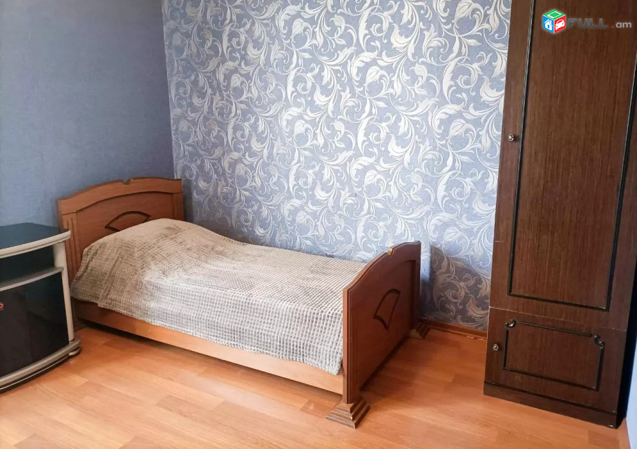Կոդ FH17  Դեմիրճյան փողոց 3 սեն. բնակարան / for rent Demirchyan st.