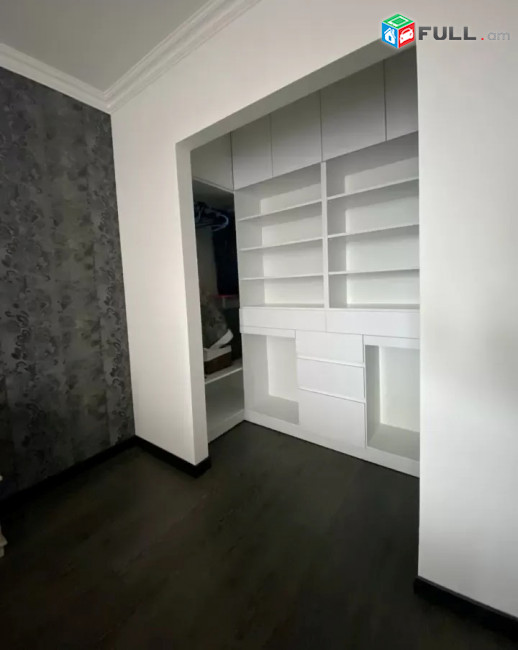 Կոդ FH19  Սարյան փողոց 3 սեն. բնակարան / for rent Saryan st