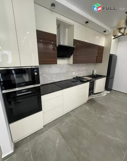 Կոդ FH20  Նալբանդյան փողոց 2 սեն. բնակարան / for rent Nalbandyan st