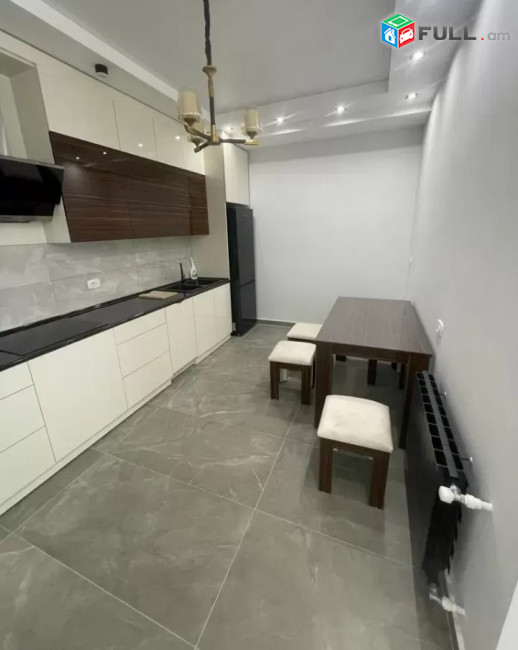 Կոդ FH20  Նալբանդյան փողոց 2 սեն. բնակարան / for rent Nalbandyan st