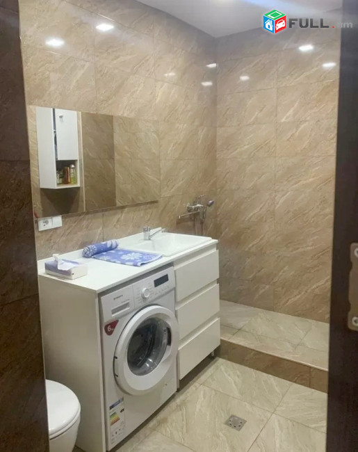 Կոդ FH32  Ադոնց նորակառույց 3 սեն. բնակարան / for rent Adonc st.