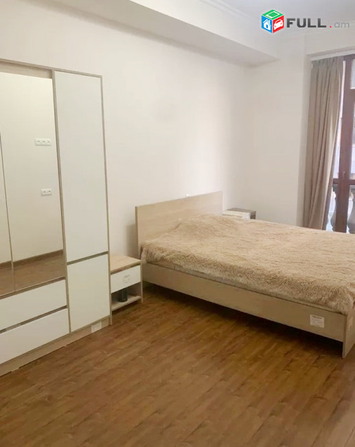 Կոդ FH32  Ադոնց նորակառույց 3 սեն. բնակարան / for rent Adonc st.