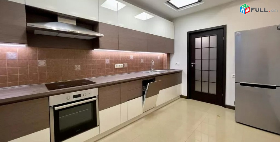 Կոդ FH35  Ամիրյան նորակառույց 3 սեն. բնակարան / for rent Amiryan st