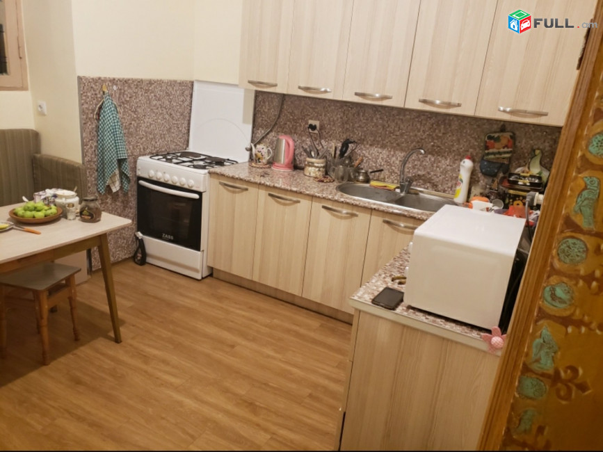 Կոդ FH57  Ամիրյան փողոց 3 սեն. բնակարան / for rent Amiryan st