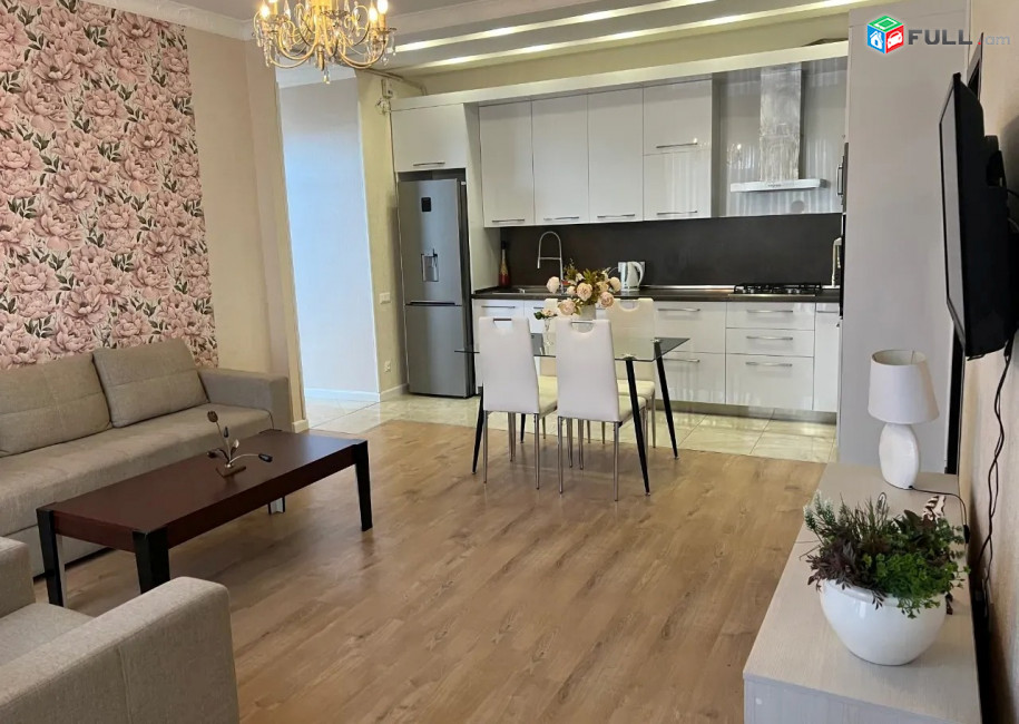 Կոդ FH73  Պուշկին փողոց 3 սեն. բնակարան / for rent Pushkin st