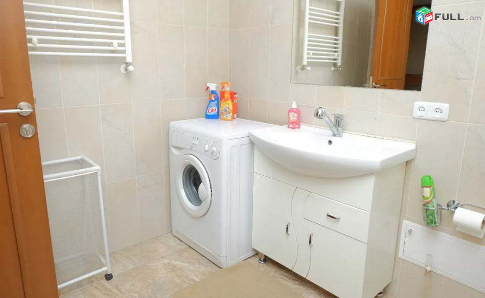 Կոդ FH80  Մաշտոցի պողոտա 3 սեն. բնակարան / for rent Mashtoc st