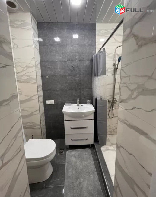 Կոդ FH90  Սարյան փողոց 3 սեն. բնակարան / for rent Saryan st