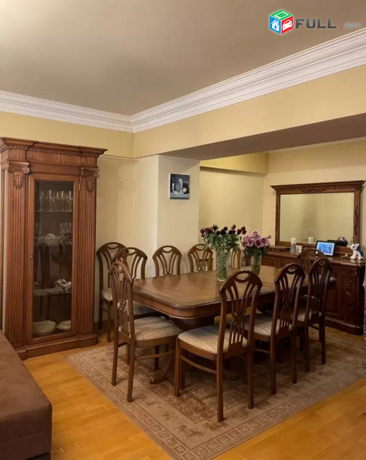 Կոդ FH136  Սայաթ Նովա պողոտա 4 սեն. բնակարան / for rent Sayat Nova st