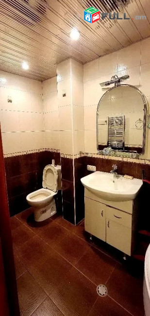 Կոդ FH138  Սարյան փողոց 3 սեն. բնակարան / for rent Saryan st.