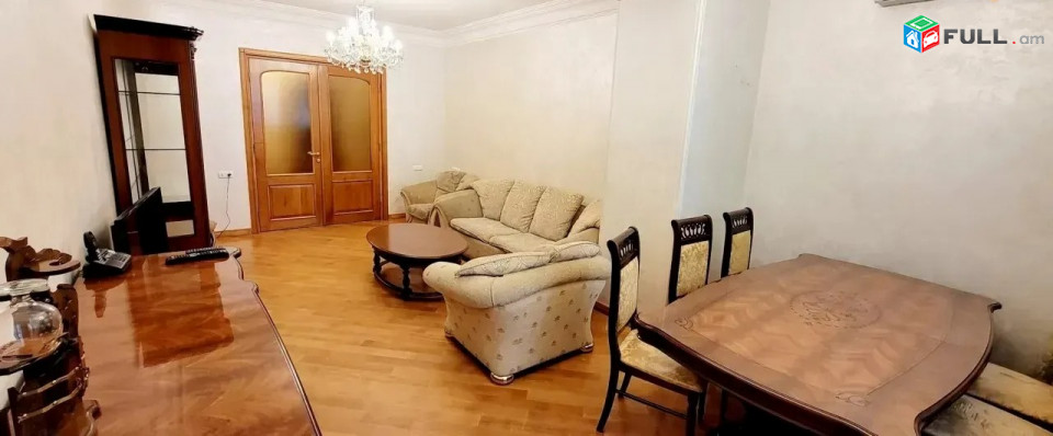 Կոդ FH138  Սարյան փողոց 3 սեն. բնակարան / for rent Saryan st.