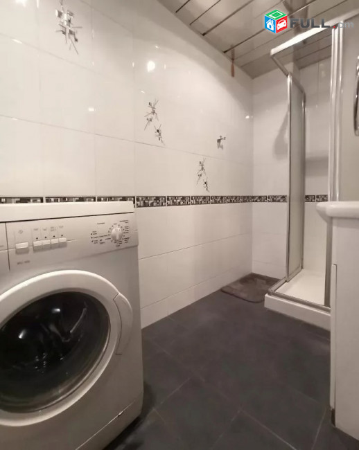 Կոդ FH140  Աբովյան փողոց 3 սեն. բնակարան / for rent Abovyan st.