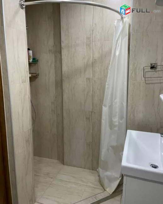Կոդ FH149  Կողբացի նորակառույց 2 սեն. բնակարան / for rent Koghbaci st