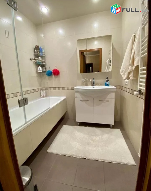 Կոդ FH170  Ղափանցյան փողոց 3 սեն. բնակարան / for rent Ghapancyan st.