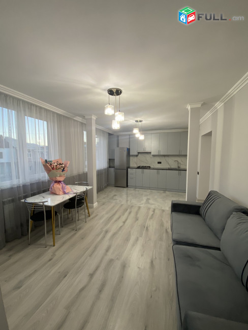 Կոդ FH263  Աբովյան փողոց 4 սեն. բնակարան / for rent Abovyan st