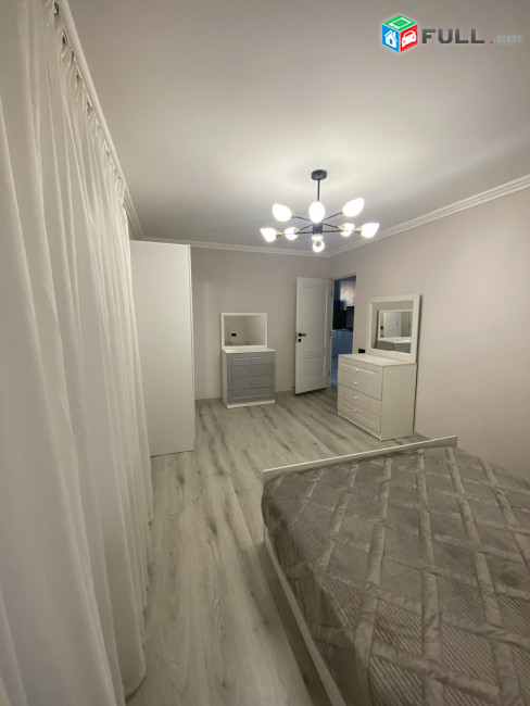 Կոդ FH263  Աբովյան փողոց 4 սեն. բնակարան / for rent Abovyan st