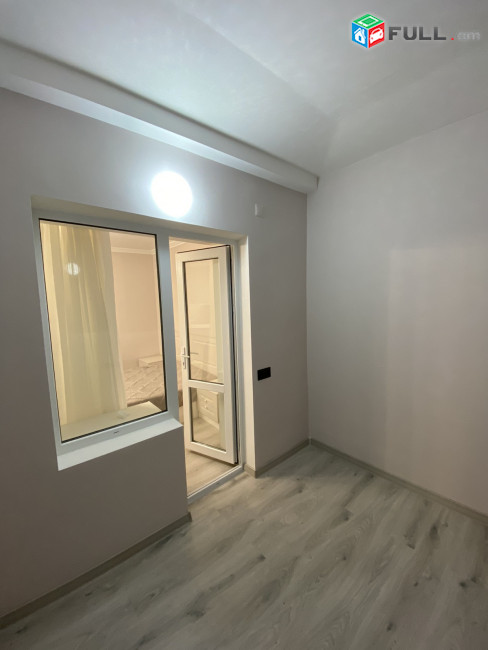 Կոդ FH263  Աբովյան փողոց 4 սեն. բնակարան / for rent Abovyan st