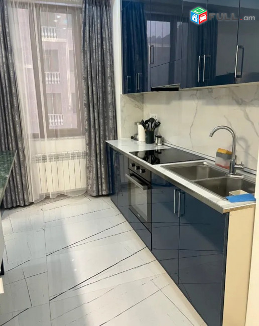 Կոդ FH408  Ադոնց նորակառույց 4 սեն. բնակարան / for rent Adonc st.
