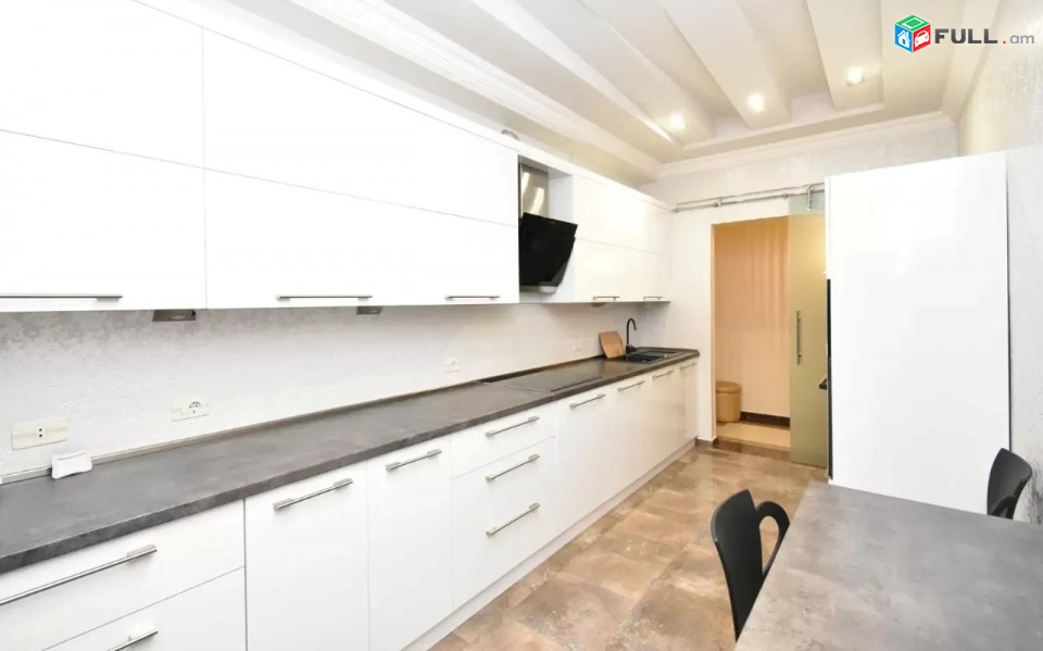 Կոդ FH431  Ադոնց նորակառույց 3 սեն. բնակարան / for rent Adonc st